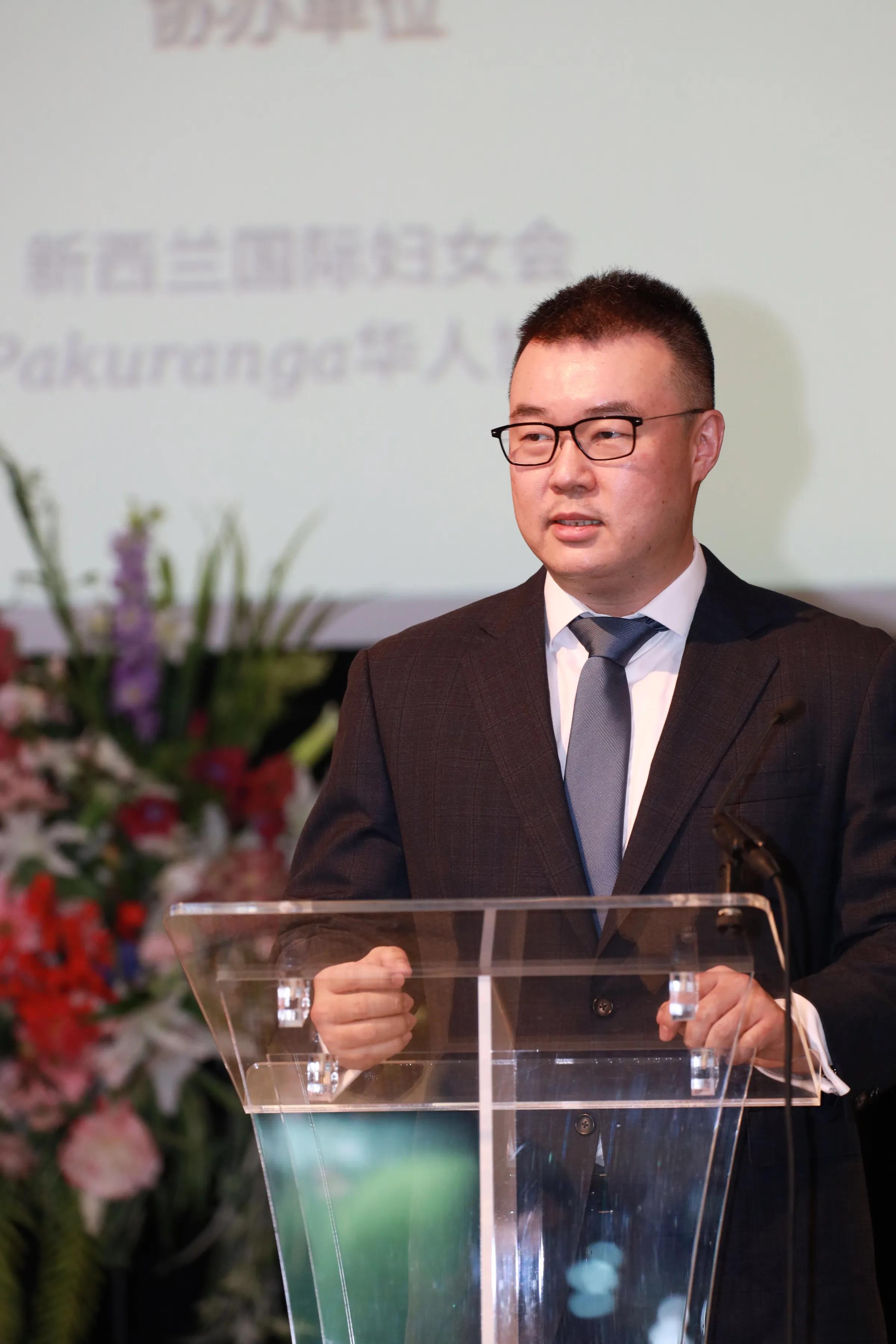 中华文学之花绽放新西兰新西兰举行第四届冯蕴珂文学奖颁奖典礼