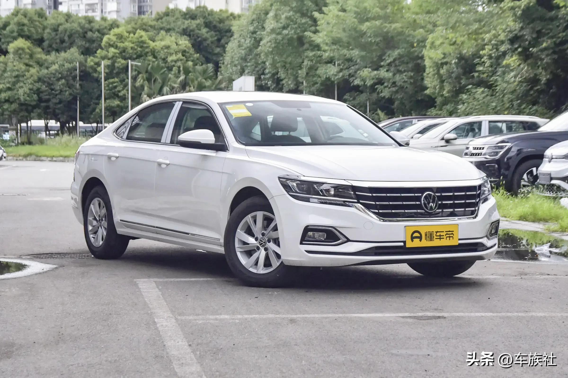 十几万上汽大众哪款车最好最实用,大众朗逸plus1.5自吸保值率