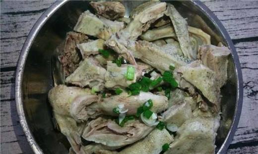 白斩鸭的做法大全家常简单,白斩鸭水煮技巧