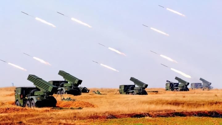 中国13个集团军兵力,五大战区13个集团军兵力部署