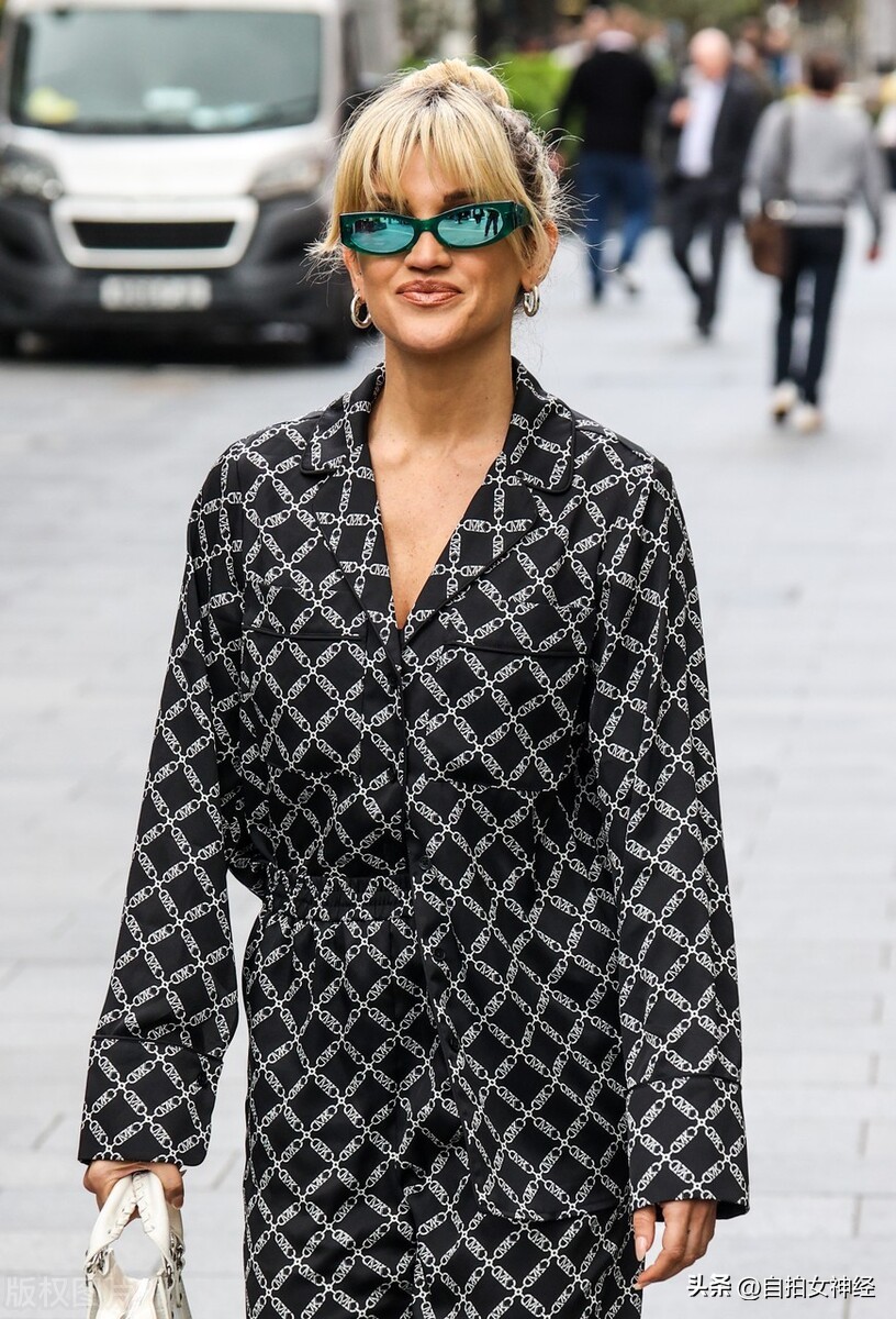 阿什利罗伯茨连体裤 (阿什利罗伯茨roberts)