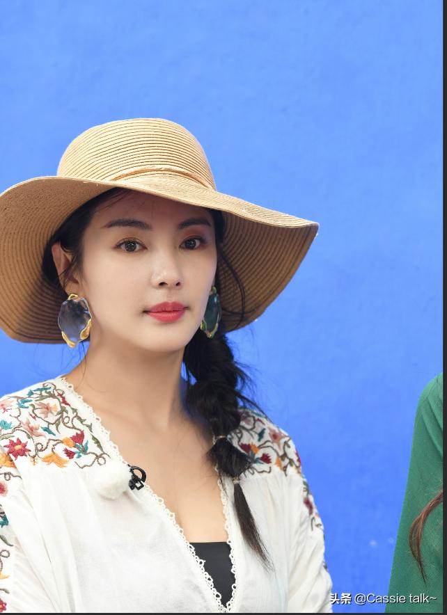 张雨绮人间自信,张雨绮魅力女神美到极致