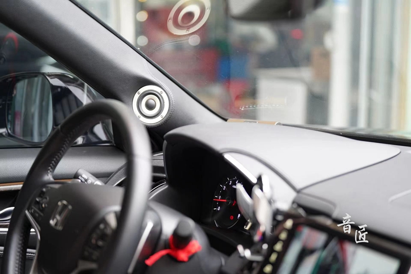 本田冠道改装res声浪,本田冠道改装全车音响7喇叭