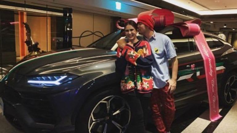 昆凌回应与侯佩岑撞彩虹图,昆凌暗讽侯佩岑