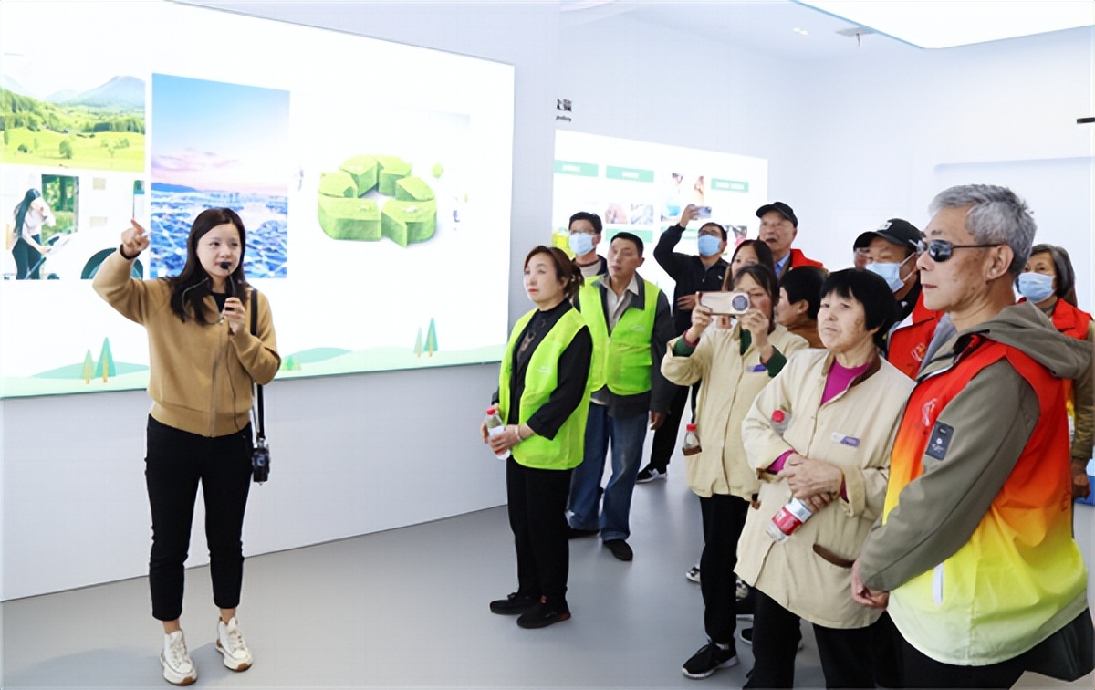 苏州垃圾体验站,市民参观垃圾污水处理
