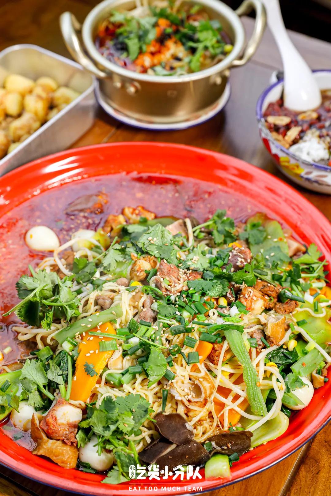 海口青年路美食街推荐,成都青年路美食街叫什么