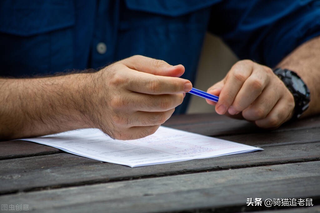 写一本网络小说能赚多少钱,怎么写好一部网络小说大纲