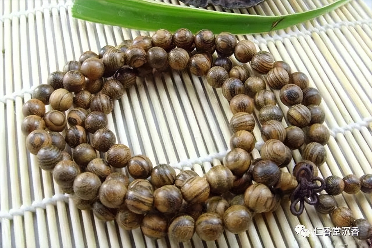 正宗沉香手串的价格多少,越南沉香手串价格表大全