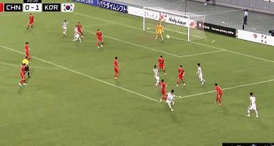 国足遭遇12强赛开门黑,国足0比3韩国朱辰杰瞬间