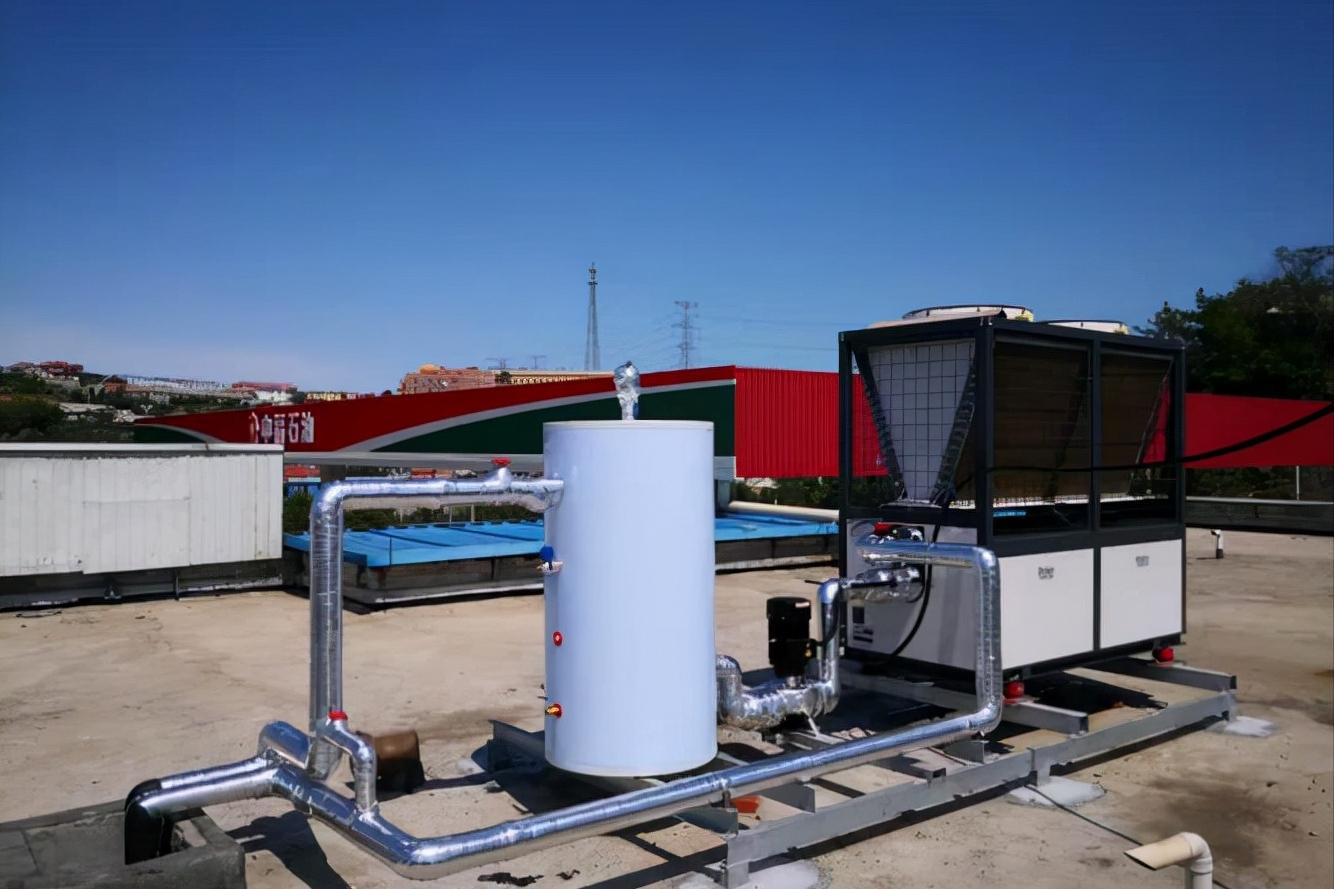 空气能热泵带地暖的优点和缺点,空气能热泵采暖与空调的区别在哪