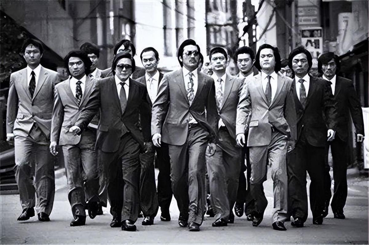 1997年香港回归后，香港那些黑帮组织去哪儿了，他们结局如何