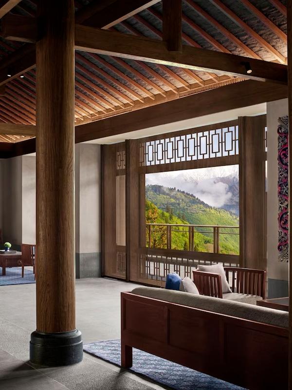 九寨沟丽思卡尔顿隐士度假酒店,全球第一百家丽思卡尔顿