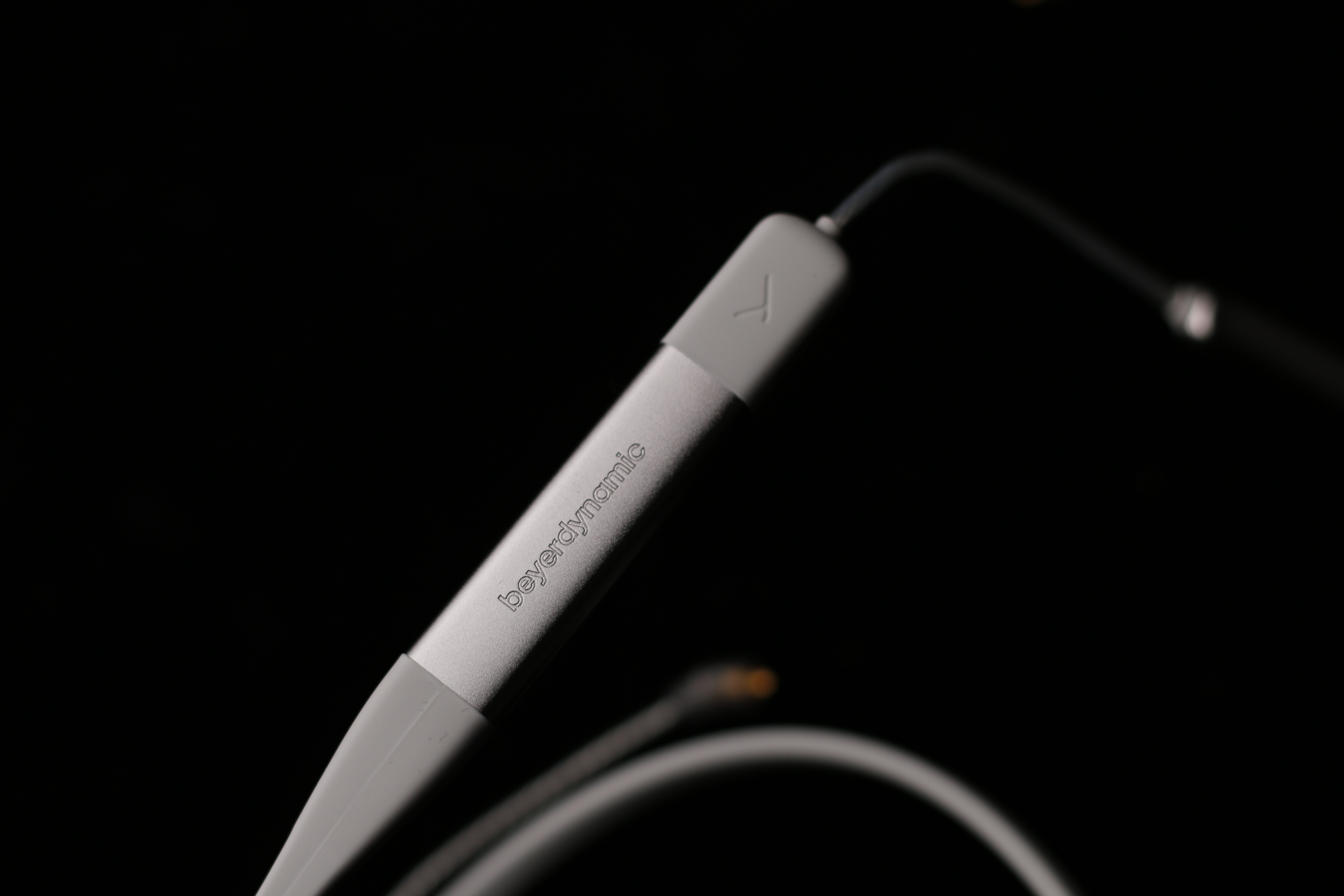 拜雅xelento榭兰图,拜亚榭兰图二代耳机线