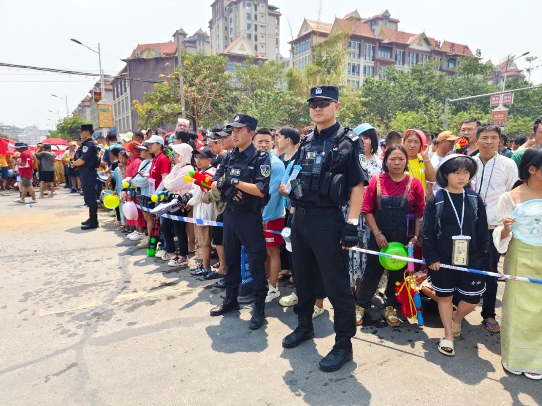 鍏畨蹇冨悜鍏氭姢鑸柊寰佺▼瑙嗛,鍏畨蹇冨悜鍏氭姢鑸柊寰佺▼瀹夊窘