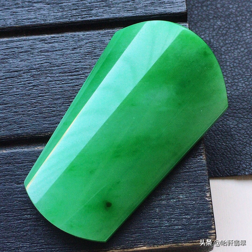 翡翠种水细糯怎么样,翡翠糯种水等级划分价格