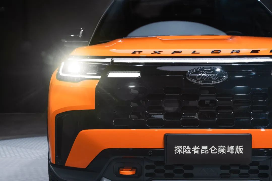 评测福特探险者昆仑巅峰版,福特探险者昆仑巅峰版越野表现