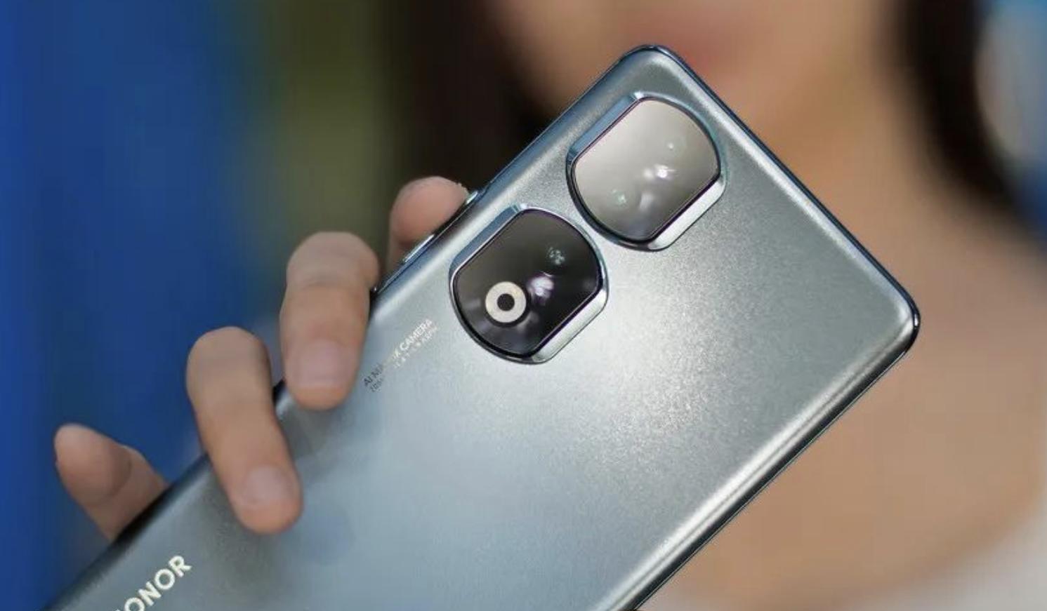 与一加ace同级别的荣耀手机,荣耀和一加ace2哪个拍照好