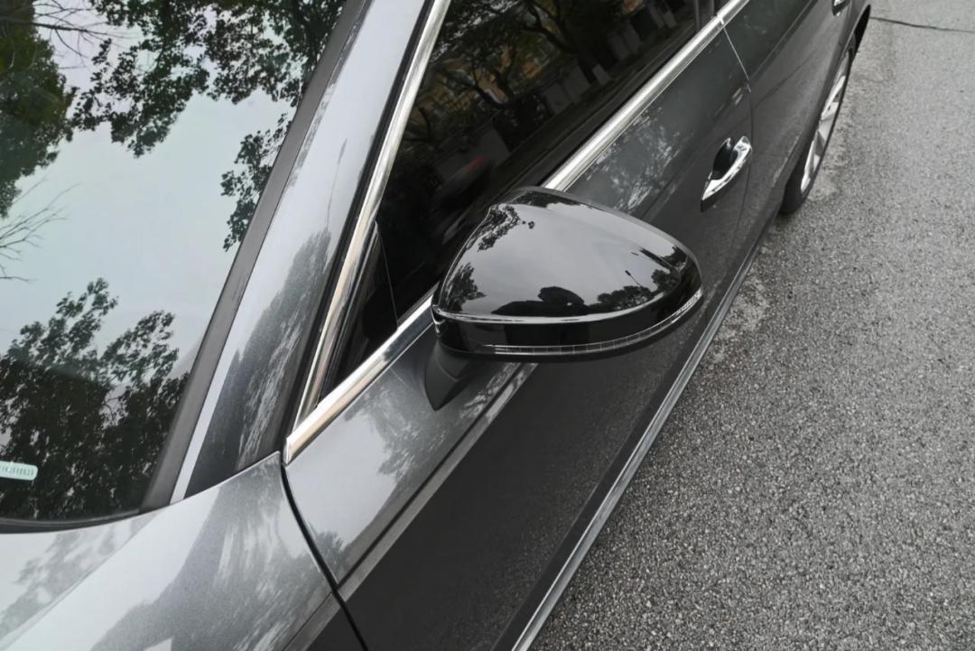 奥迪a4l 3.2 fsi quattro 旗舰型 (2019奥迪a4l quattro二手价格)