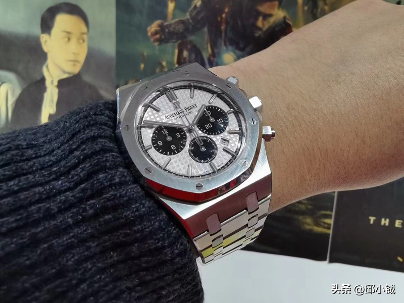 销售遇冷，服务来凑！爱彼推出“意外险”！