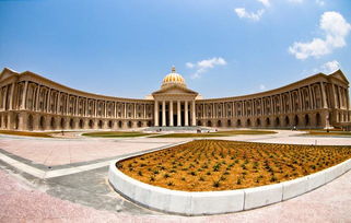 罗马建筑的风格和特色是什么,罗马式建筑的主要特征是雕饰