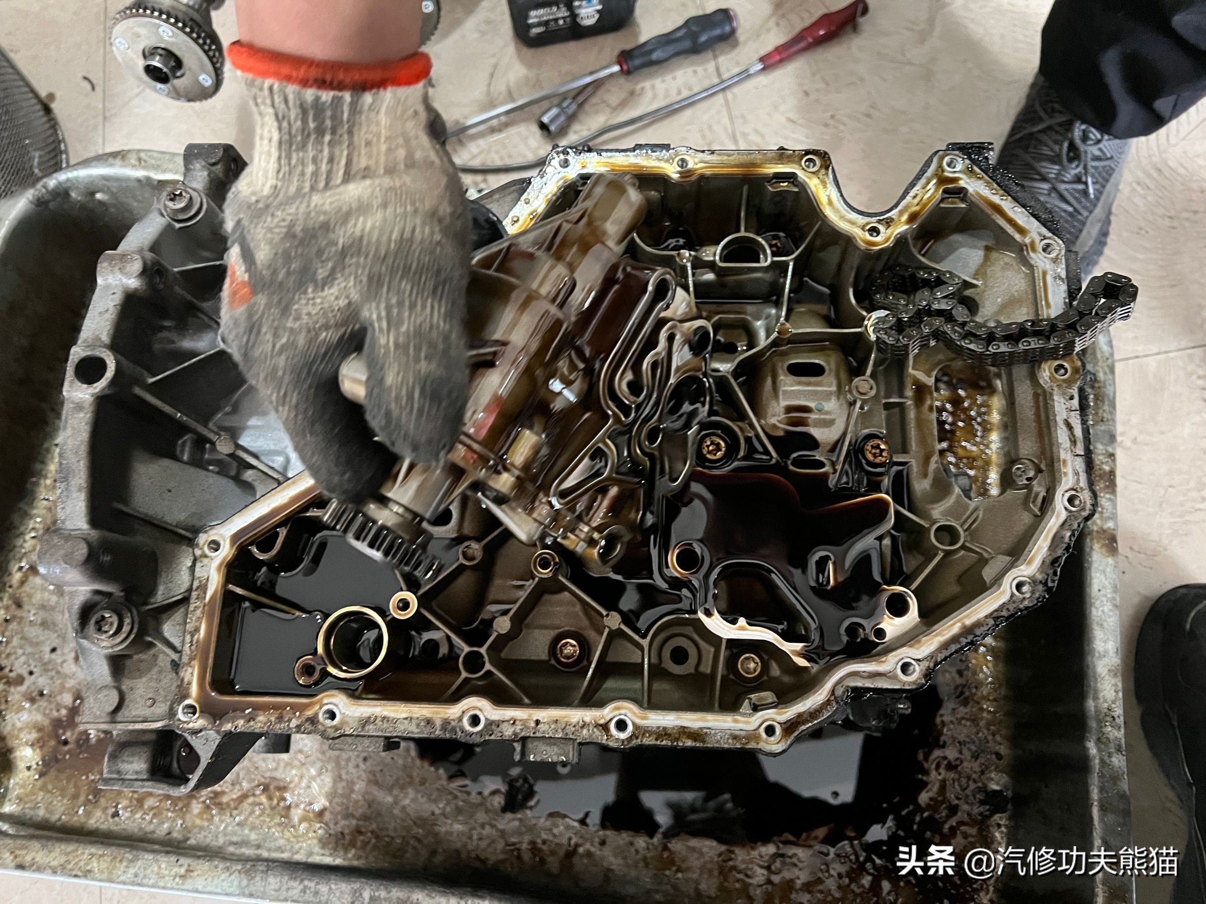 奥迪q5三代ea888烧机油是怎么回事,奥迪q5三代ea888不烧机油