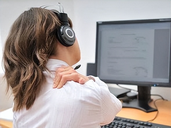 肩周炎肩膀痛应该锻炼还是静养,肩膀疼痛警惕肩周炎