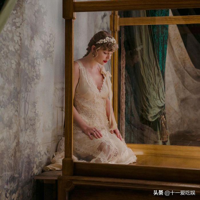 泰勒斯威夫特从小到现在的成长,泰勒斯威夫特真实生活