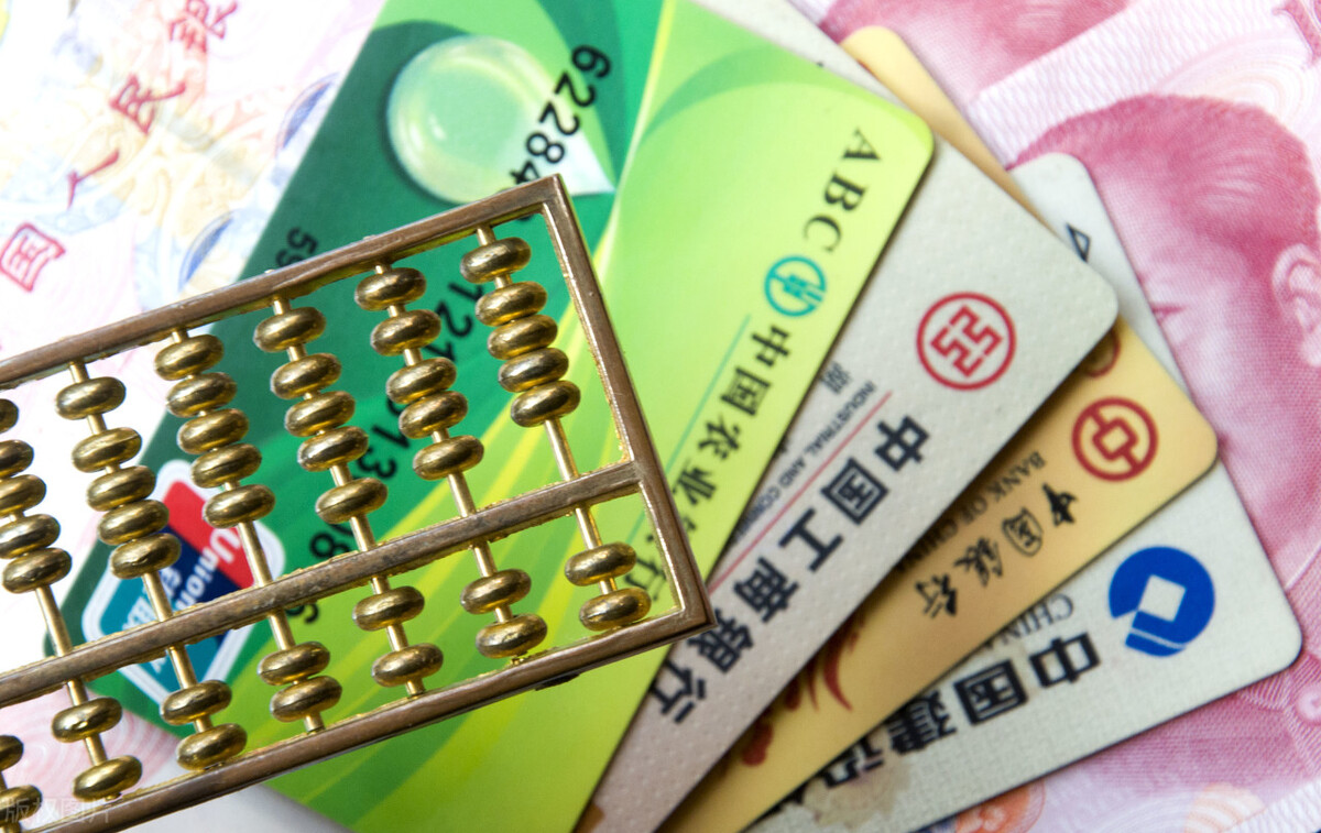 16岁办银行卡要跟家长说吗,家长怎么给孩子开银行副卡