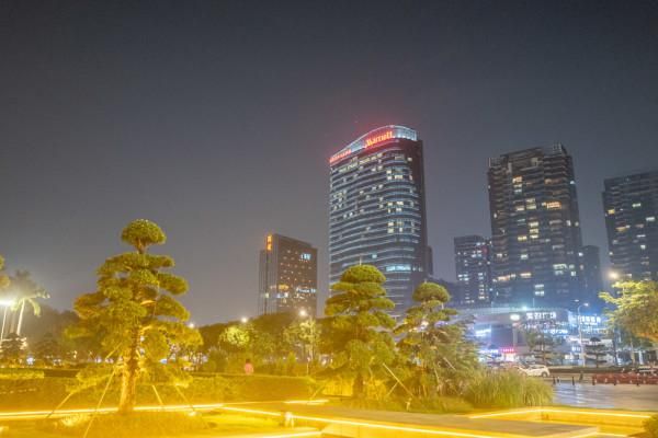 美食与美景并存,美食与美景交相辉映