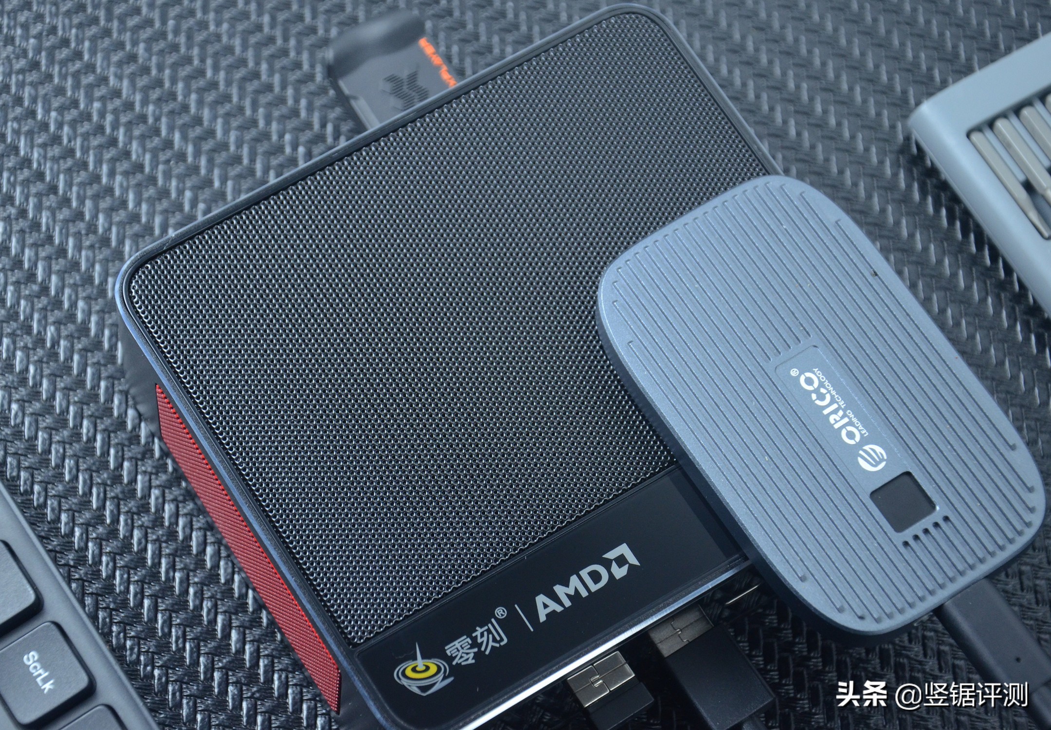 零刻ser5和ser4对比,零刻迷你主机ser6测评