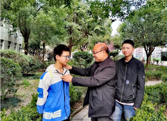 【校长说】武穴市松山咀中学用行动贯彻落实全市教育工作会精神！