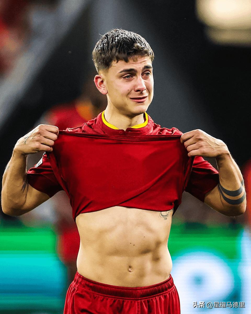 迪巴拉泪洒告别尤文视频,迪巴拉告别尤文赛后哭泣