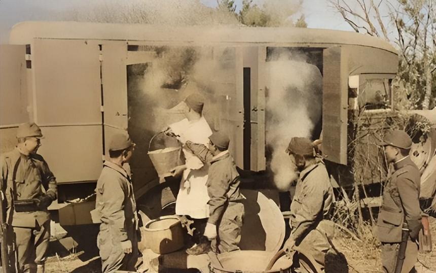 日军日记：*安妇慰**不服从管教，我很愤怒，用*刀刺**插入她的*体下**