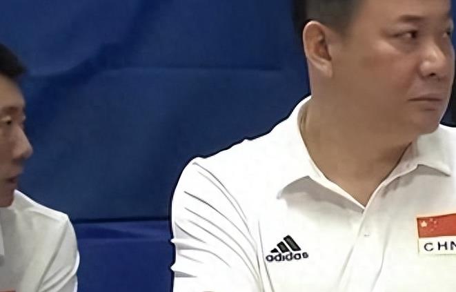 蔡斌最大败笔视频,蔡斌遭受球迷质疑