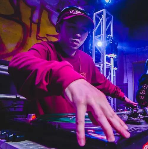 857杩惂鐜板満,杩巺857