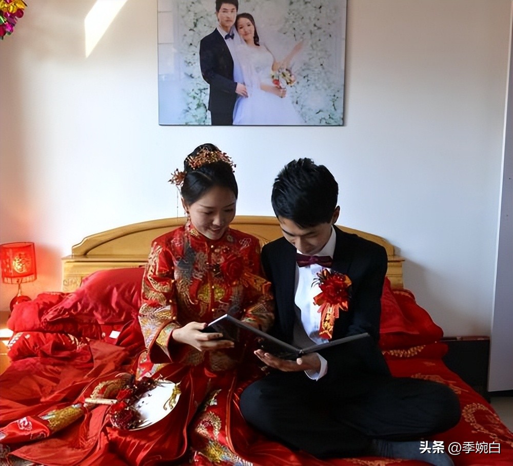 “28岁女儿下跪”事件:那双没买的200元鞋子,到底打了谁的脸?