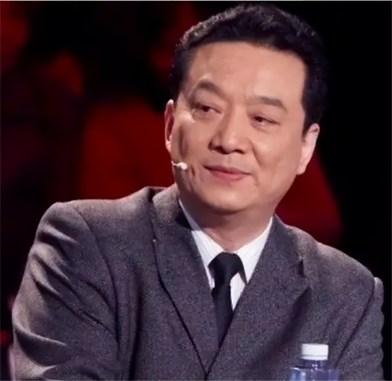 王平：逝世原因令人心酸，葬礼上姜昆蔡明含泪送别