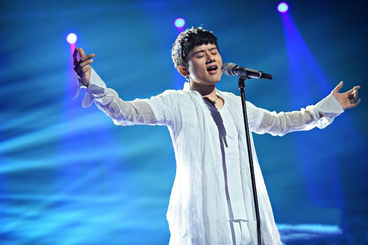 高音王子张杰,华语乐坛公认的Live王,却被质疑唱功不如华晨宇
