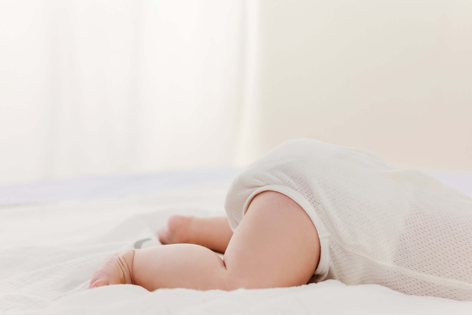 新生儿宝宝正常大便颜色及形状,新生儿大便情况知多少