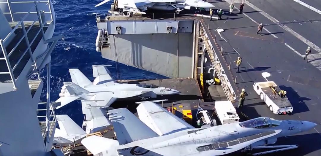 航空母舰能顶得住台风海啸吗,航空母舰遇海啸台风