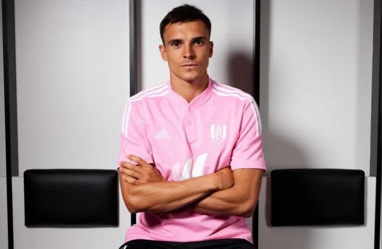 欧洲足坛最新转会消息,欧洲足坛今天转会视频