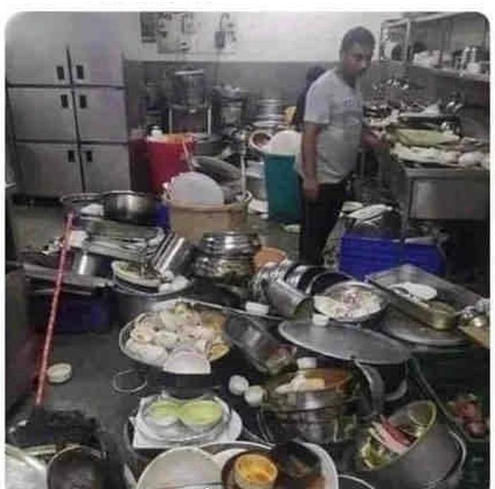 从期待到失望的搞笑表情包,假期结束努力搬砖了的表情包