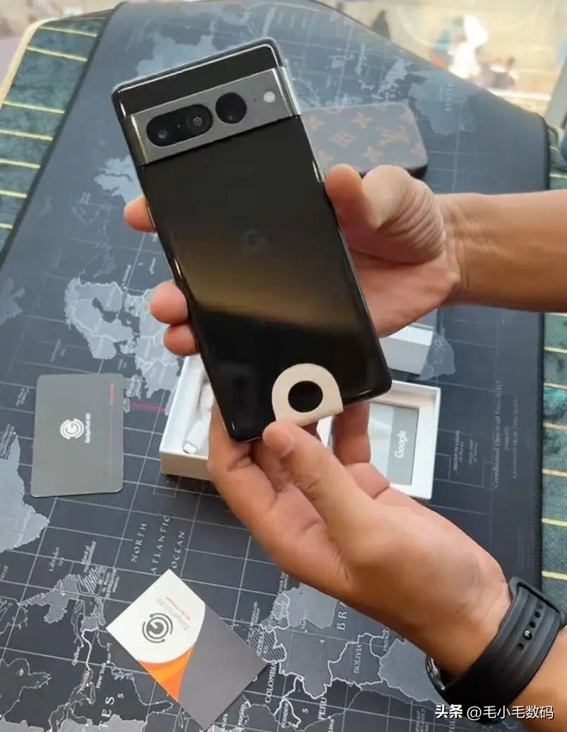 「一分钟资讯」苹果、华为、谷歌、三星、IQOO、荣耀，最新消息