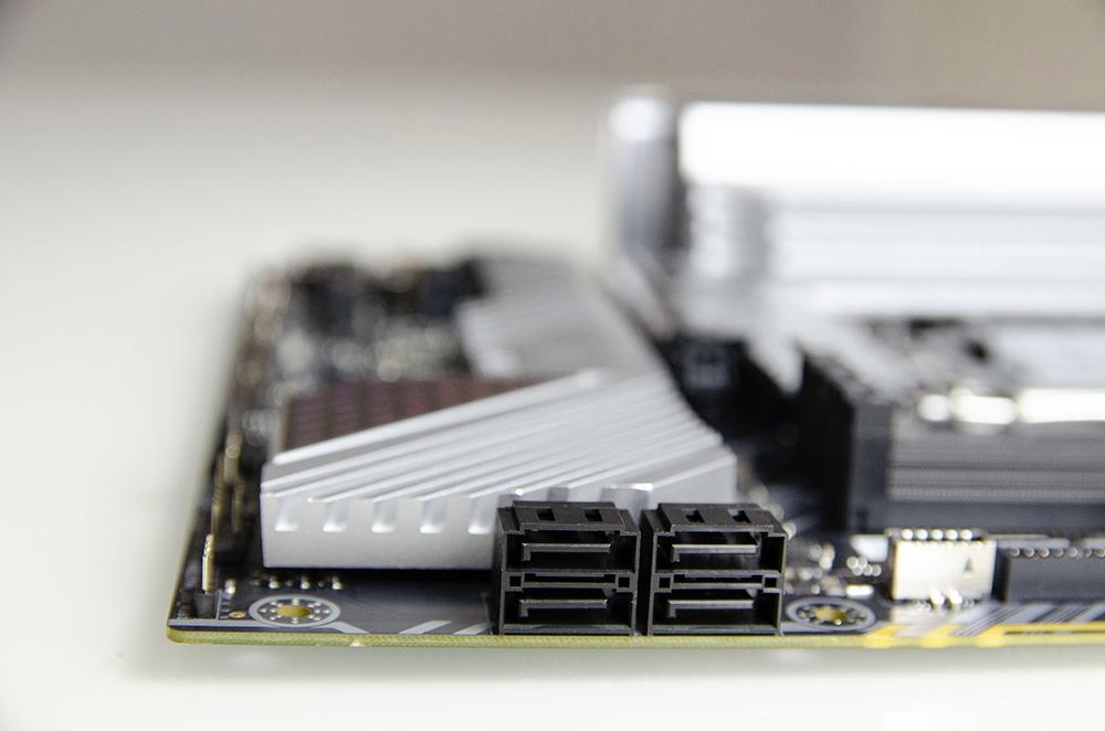 七彩虹cvnb560mgamingpro测评,七彩虹b560cvn主板评测