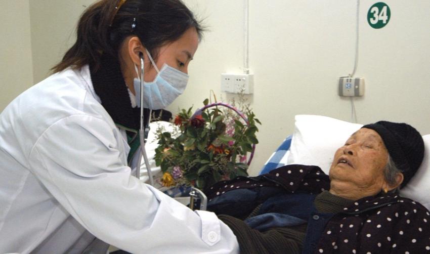 老人去世前，身体会出现哪些征兆？