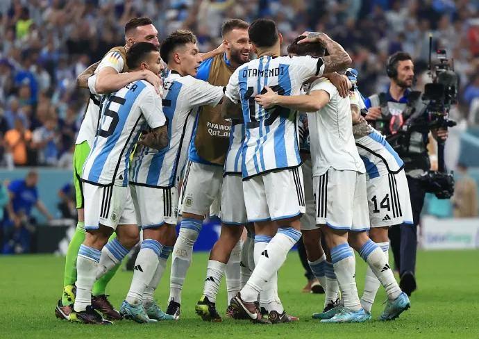 阿根廷夺得欧美杯冠军梅西集锦,世界杯冰岛和阿根廷梅西的表现