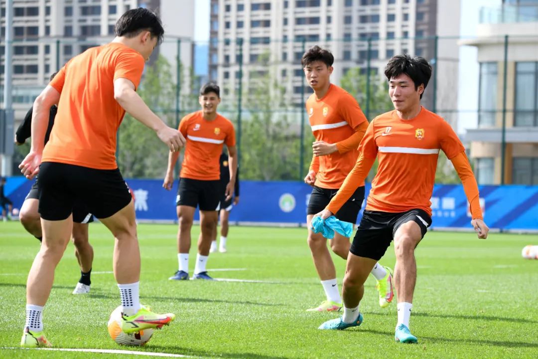 比赛胜负关键球员发挥心态,球员需平和心态对待比赛