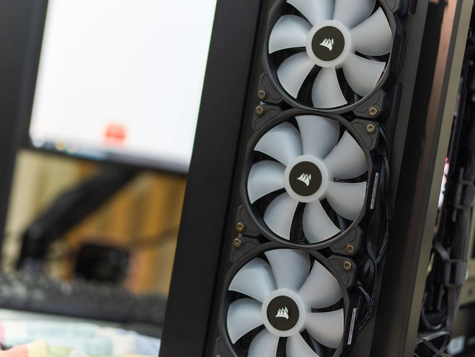 海盗船水冷散热器换新,海盗船h5sf水冷散热器