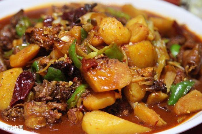 新疆的美食去哪里吃最全,出去以后必须吃的新疆美食