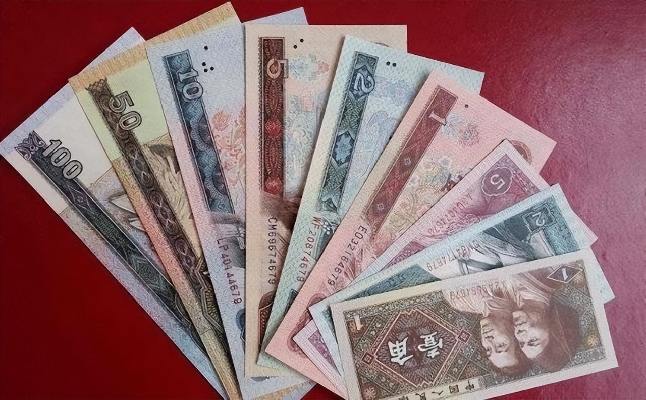 97小伙花150元买奇石,小伙花3万买的石头竟是价值千万